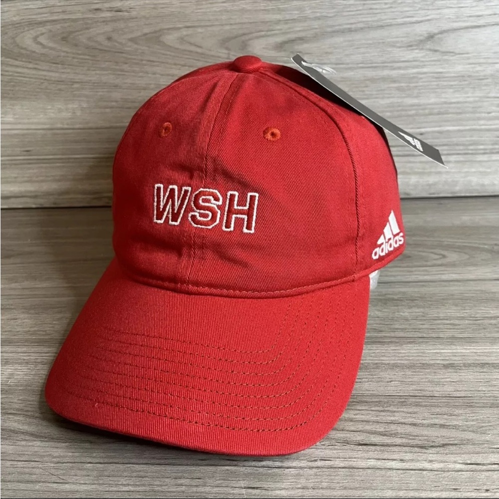 Washington Capitals WSH Strapback Hat Cap Red White Adidas Hockey NHL New